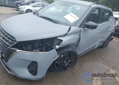 2022 Nissan Kicks Sr Xtronic Cvt из США, поврежденный, VIN 3N1CP5DV7NL501931